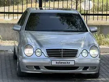 Mercedes-Benz E-Class, 2000