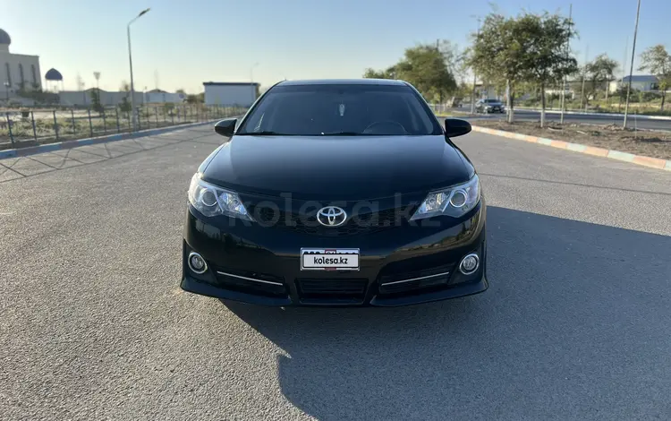 Toyota Camry 2013 годаfor5 900 000 тг. в Жанаозен