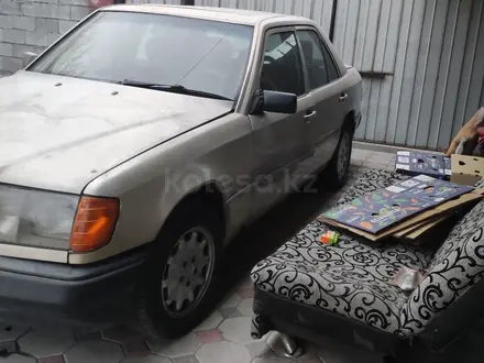 Mercedes-Benz E 230 1991 года за 640 000 тг. в Алматы – фото 11