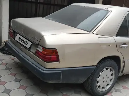 Mercedes-Benz E 230 1991 года за 640 000 тг. в Алматы – фото 5
