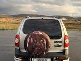 Chevrolet Niva 2011 года за 4 000 000 тг. в Алтай – фото 4