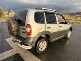 Chevrolet Niva 2011 года за 4 000 000 тг. в Алтай – фото 3