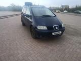 SEAT Alhambra 2001 года за 2 400 000 тг. в Уральск