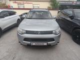 Mitsubishi Outlander 2012 годаүшін6 800 000 тг. в Шымкент – фото 3
