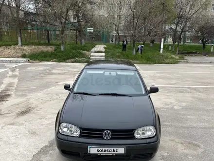 Volkswagen Golf 2002 года за 2 700 000 тг. в Шымкент