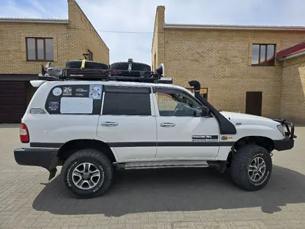 Toyota Land Cruiser 2007 года за 14 000 000 тг. в Актобе – фото 7