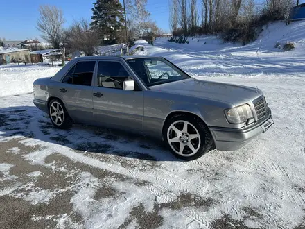 Mercedes-Benz E 320 1995 года за 5 390 000 тг. в Алматы – фото 3