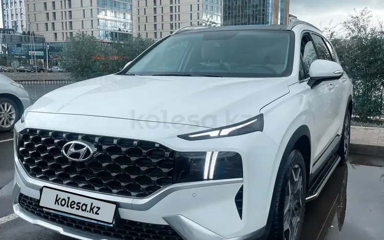 Hyundai Santa Fe 2023 года за 19 500 000 тг. в Астана