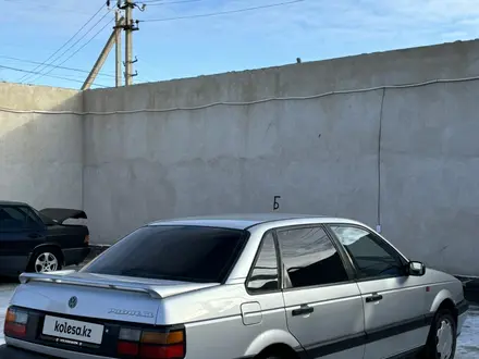 Volkswagen Passat 1990 года за 1 550 000 тг. в Туркестан – фото 3