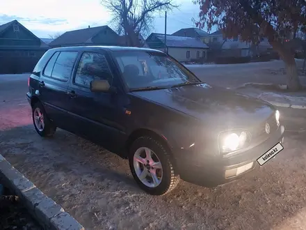 Volkswagen Golf 1992 года за 1 600 000 тг. в Актобе – фото 4