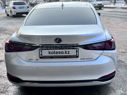 Lexus ES 250 2022 года за 36 000 000 тг. в Алматы – фото 9