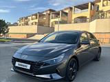 Hyundai Elantra 2022 годаfor11 000 000 тг. в Астана