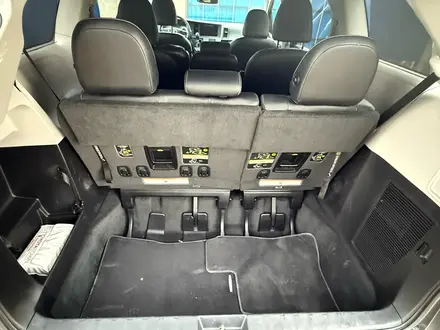Toyota Sienna 2017 года за 14 000 000 тг. в Уральск – фото 14