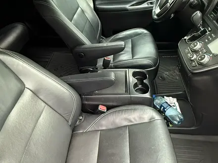 Toyota Sienna 2017 года за 14 000 000 тг. в Уральск – фото 19