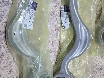 Рычаги нижние поперечные на W222 mercedes, S500,S400 за 125 000 тг. в Астана