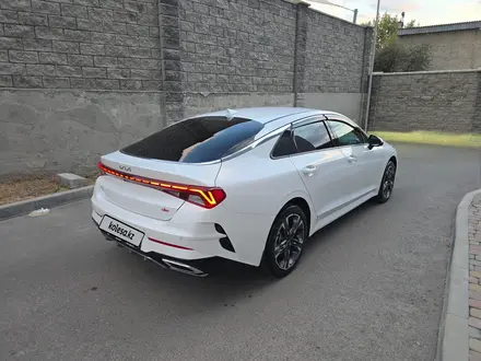 Kia K5 2023 года за 10 600 000 тг. в Алматы – фото 7
