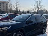 Toyota RAV4 2022 года за 17 900 000 тг. в Алматы – фото 5