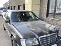 Mercedes-Benz E 220 1995 года за 1 550 000 тг. в Астана – фото 4