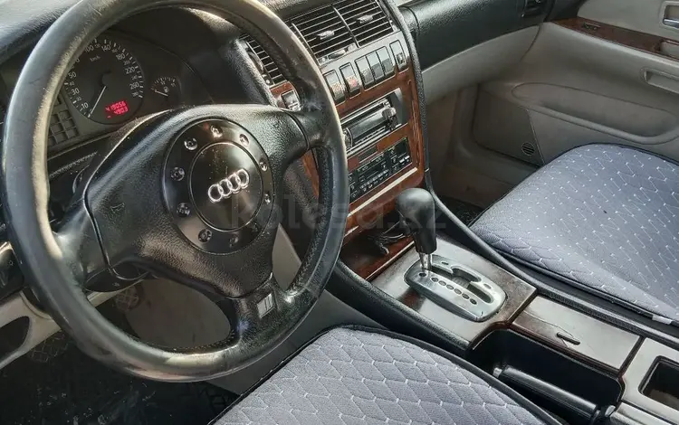 Audi A8 1998 года за 3 500 000 тг. в Шымкент