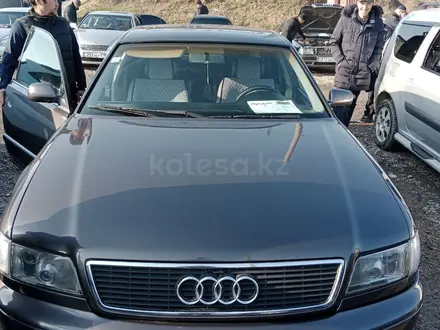 Audi A8 1998 года за 3 500 000 тг. в Шымкент – фото 3