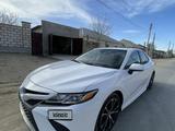 Toyota Camry 2019 года за 13 000 000 тг. в Актау – фото 2