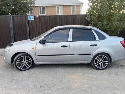 ВАЗ (Lada) Granta 2190 2013 года за 3 400 000 тг. в Актобе – фото 2