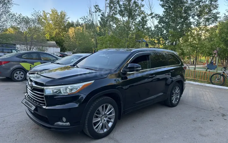 Toyota Highlander 2014 года за 16 500 000 тг. в Астана