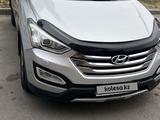 Hyundai Santa Fe 2013 годаүшін9 000 000 тг. в Алматы