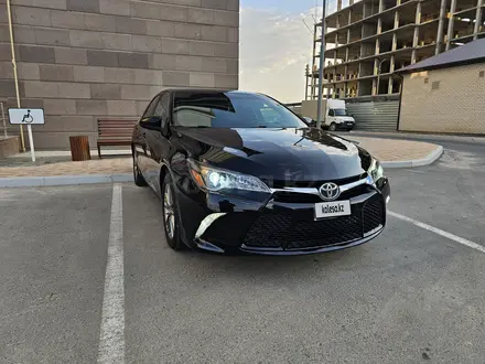 Toyota Camry 2015 года за 6 600 000 тг. в Атырау