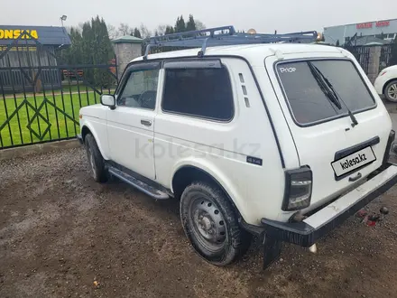 ВАЗ (Lada) Lada 2121 1999 года за 1 300 000 тг. в Алматы – фото 4