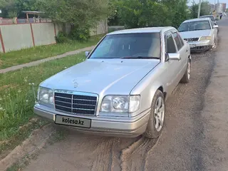 Mercedes-Benz E-Class, 1988