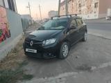 Renault Sandero 2015 годаfor3 100 000 тг. в Атырау