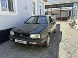 Volkswagen Golf 1993 годаүшін600 000 тг. в Кентау