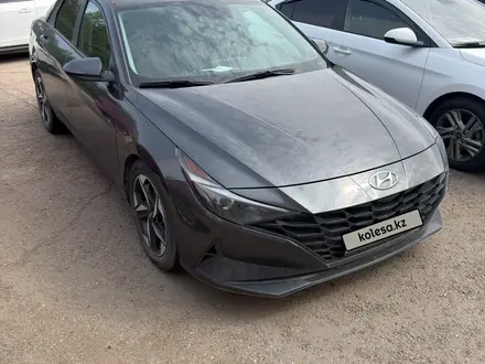 Hyundai Elantra 2022 года за 7 000 000 тг. в Астана