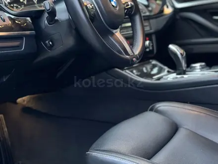 BMW 535 2016 года за 14 200 000 тг. в Алматы – фото 5