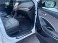 Hyundai Santa Fe 2017 года за 6 500 000 тг. в Атырау – фото 13