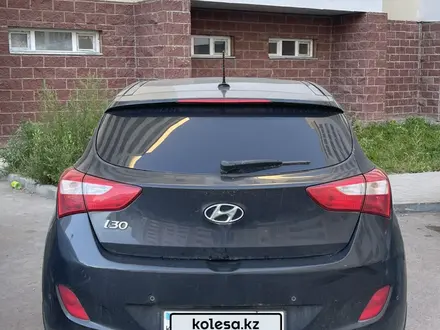 Hyundai i30 2014 года за 5 000 000 тг. в Астана – фото 4