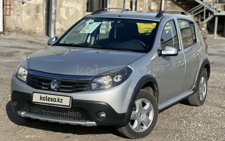 Renault Sandero 2014 года за 5 100 000 тг. в Актобе