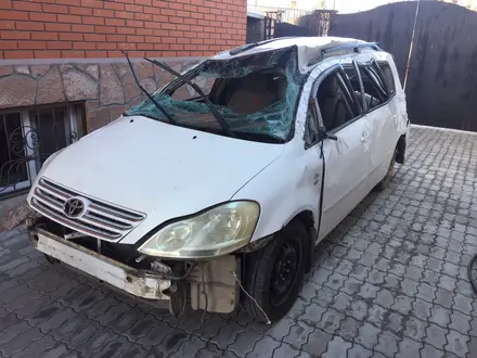 Toyota Avensis Verso 2004 года за 10 000 тг. в Павлодар – фото 2