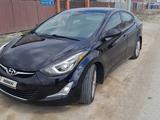 Hyundai Elantra 2014 года за 3 700 000 тг. в Атырау – фото 2