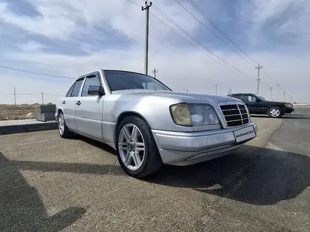 Mercedes-Benz E 280 1995 года за 2 700 000 тг. в Шымкент – фото 3