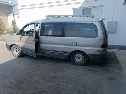 Hyundai Starex 2002 года за 3 000 000 тг. в Тараз – фото 10