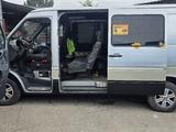 Mercedes-Benz Sprinter 2005 годаүшін8 500 000 тг. в Алматы – фото 2