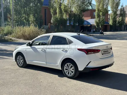 Hyundai Accent 2020 года за 8 200 000 тг. в Актобе – фото 3