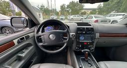 Volkswagen Touareg 2005 годаүшін3 490 000 тг. в Кызылорда – фото 4