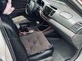 Toyota Camry 2004 года за 4 000 000 тг. в Алматы – фото 7
