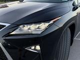 Lexus RX 300 2018 годаүшін19 999 999 тг. в Астана – фото 2