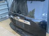 Крышка багажника со спойлером, дверь багажника на Хонда CR-V 3үшін160 000 тг. в Караганда