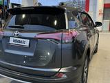 Toyota RAV4 2018 годаfor11 000 000 тг. в Актау – фото 3