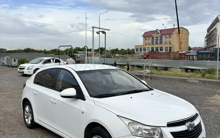 Chevrolet Cruze 2013 года за 3 000 000 тг. в Астана